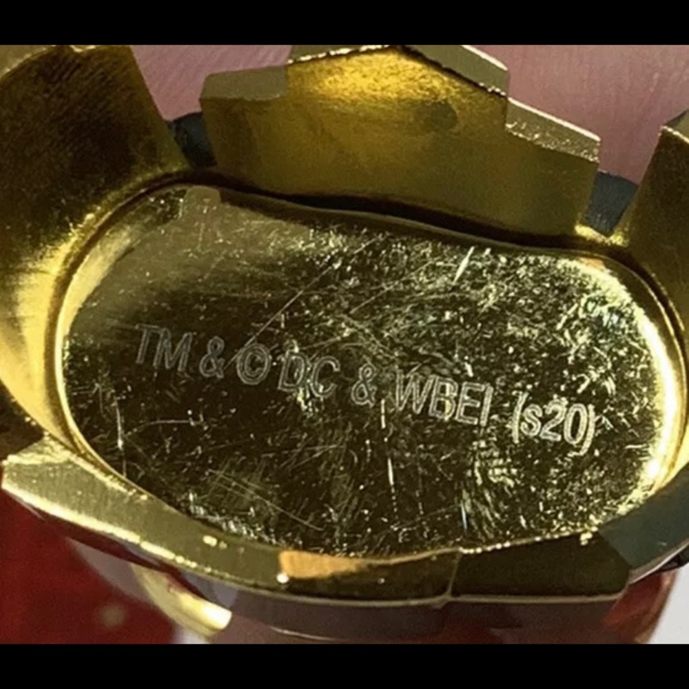 Hallmark Christmas DC Comics WW84 ornament 2020 - Picture 9 of 10